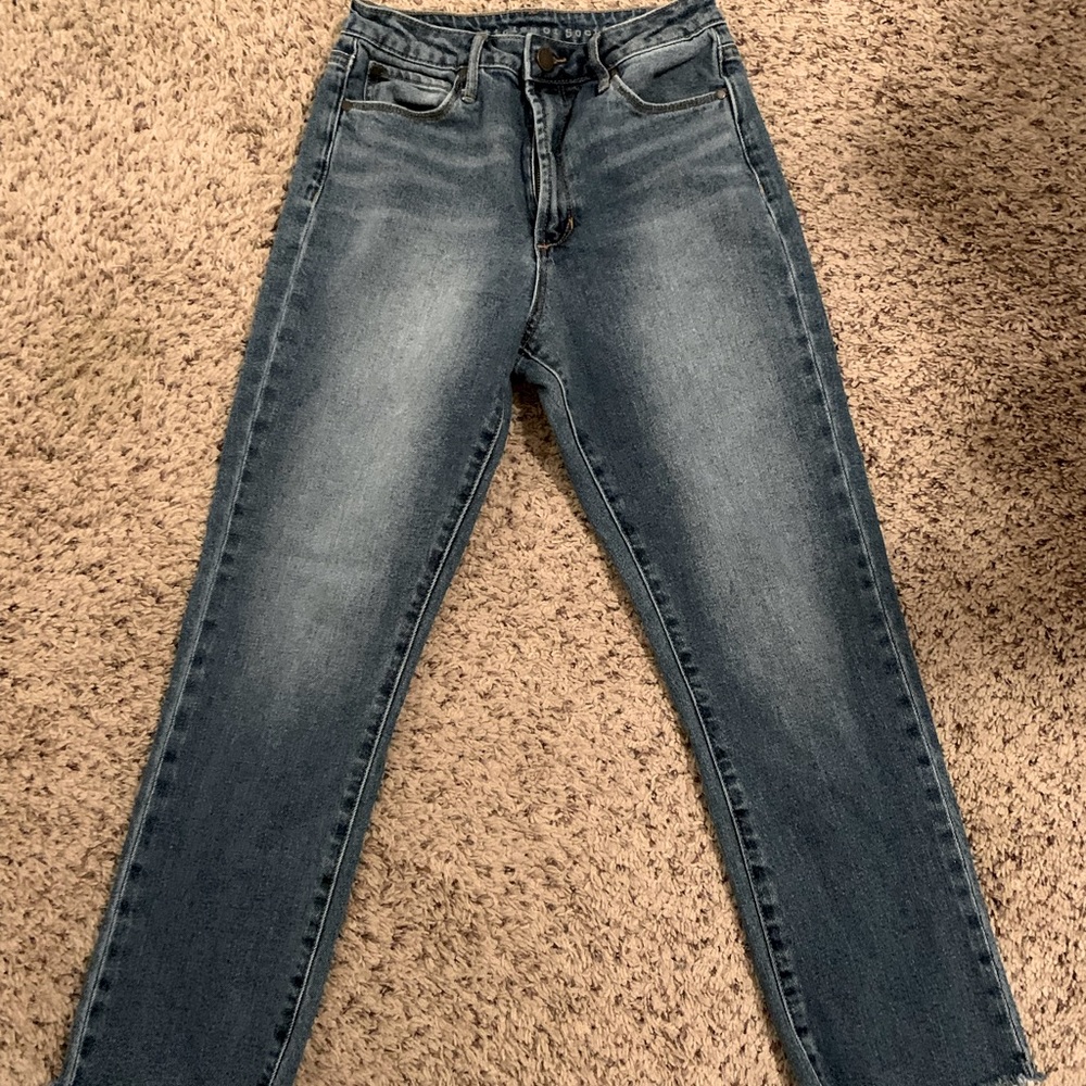 Articles of Society cropped denim jeans, great used condition. Size 25.